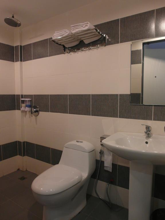 Mcity Inn Miri Pokój zdjęcie