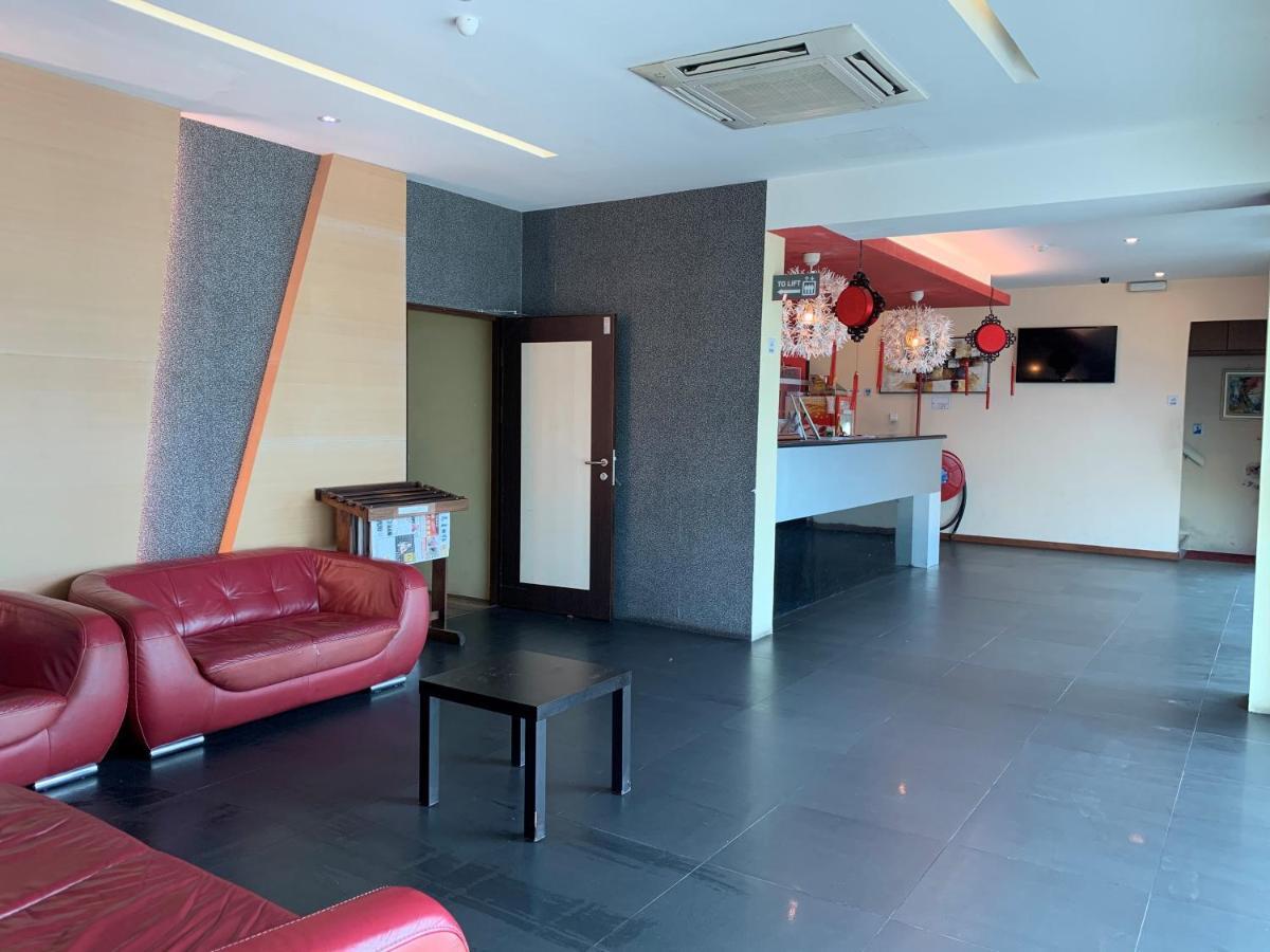 Mcity Inn Miri Zewnętrze zdjęcie